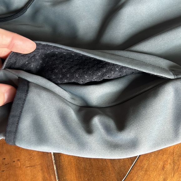 Gray Under Armour Sweatpants Sz: M - Picture 6 of 8